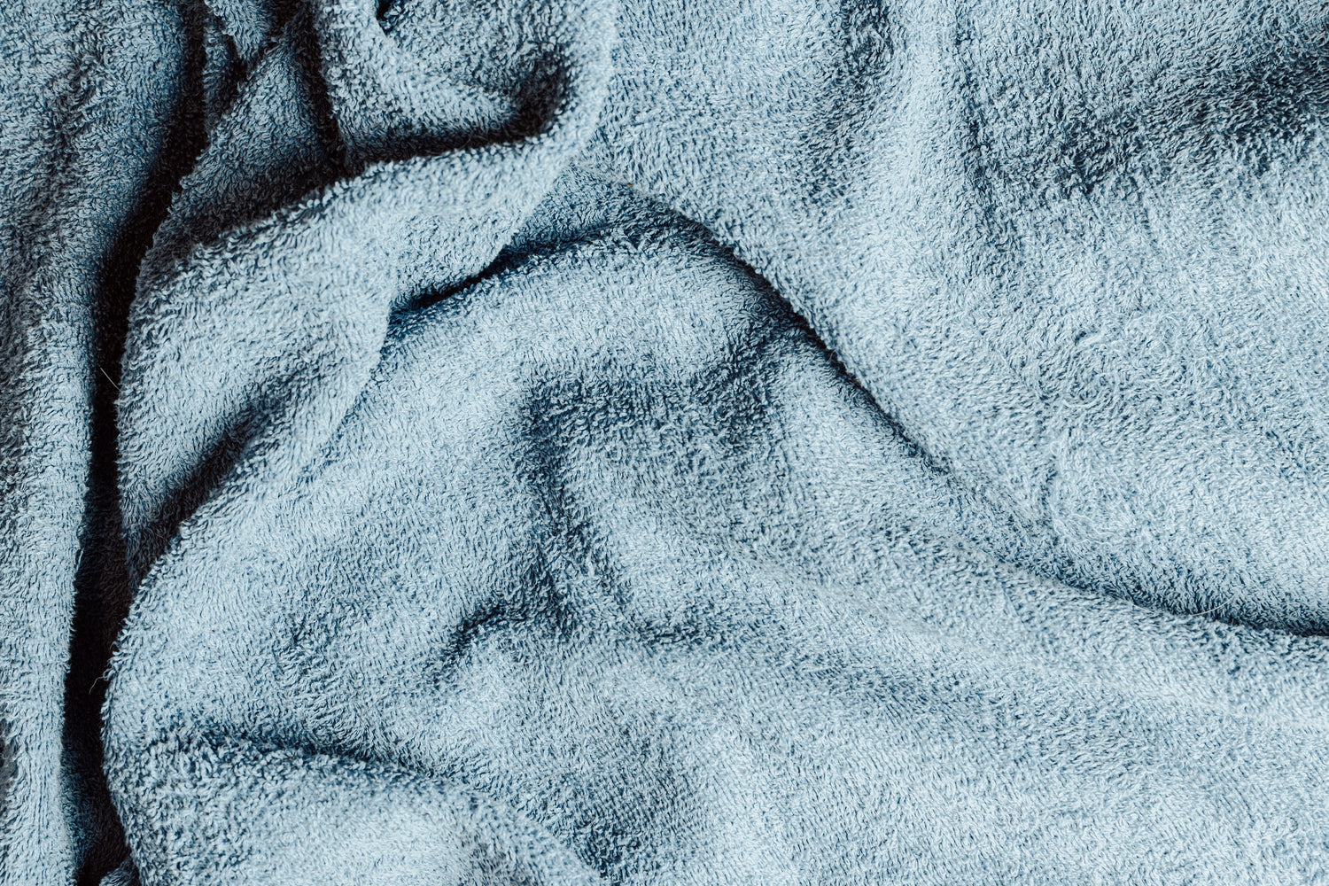 CLOTHS & WIPES